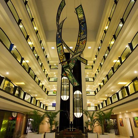Lemon Tree Hotel, Indore Zewnętrze zdjęcie