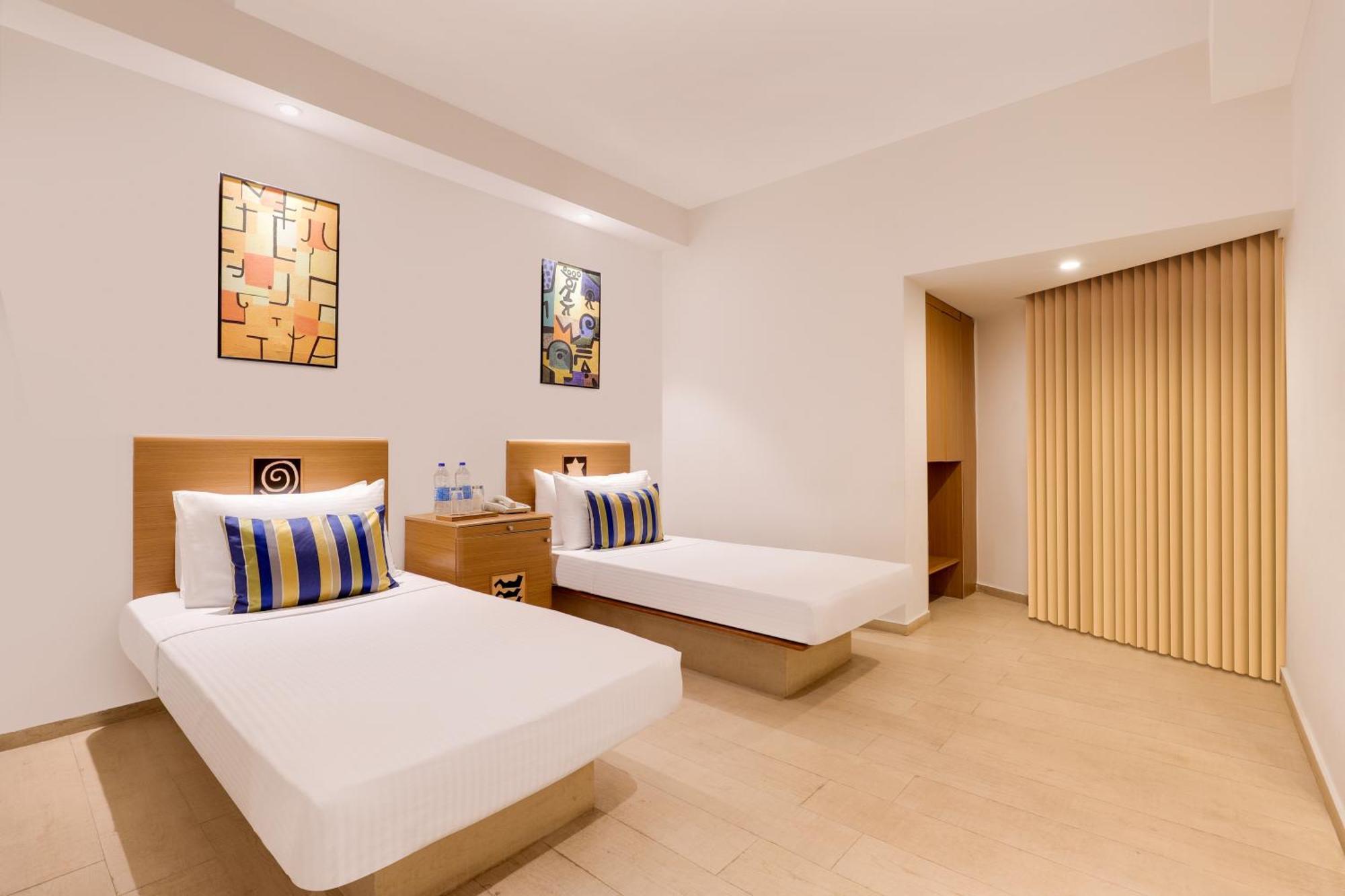 Lemon Tree Hotel, Indore Zewnętrze zdjęcie