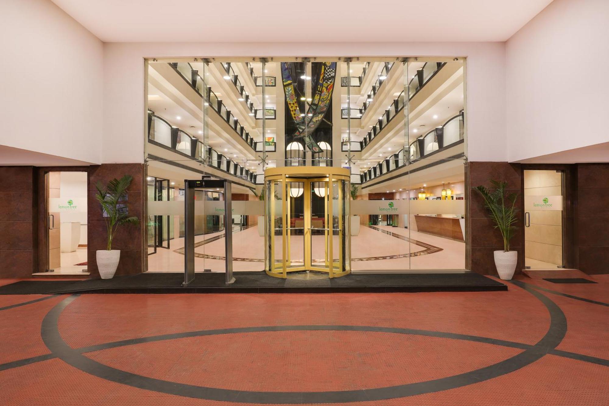 Lemon Tree Hotel, Indore Zewnętrze zdjęcie