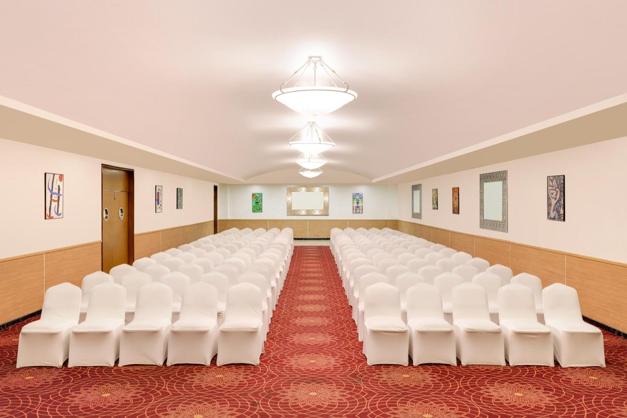 Lemon Tree Hotel, Indore Zewnętrze zdjęcie