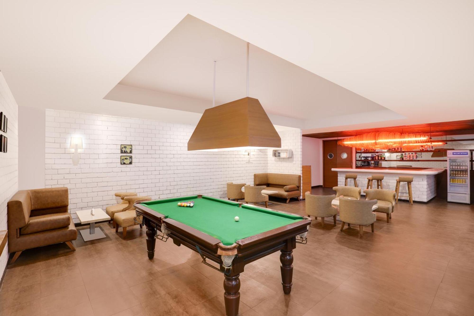 Lemon Tree Hotel, Indore Zewnętrze zdjęcie
